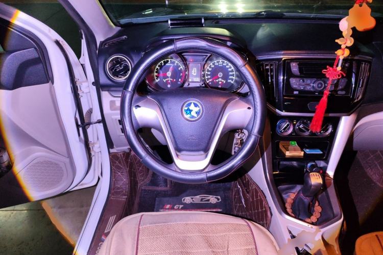 Used Venucia T70 2016 1.6L Manual Ruixing Edition Steering Wheel