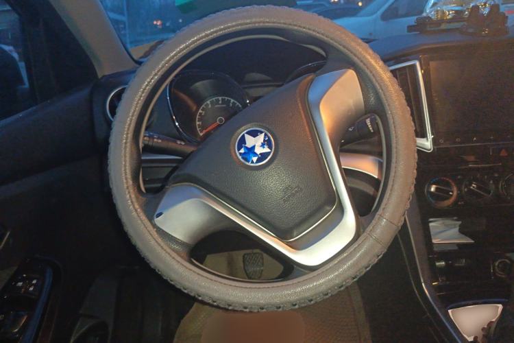 Used Venucia T70 2016 1.6L Manual Ruixing Edition Steering Wheel