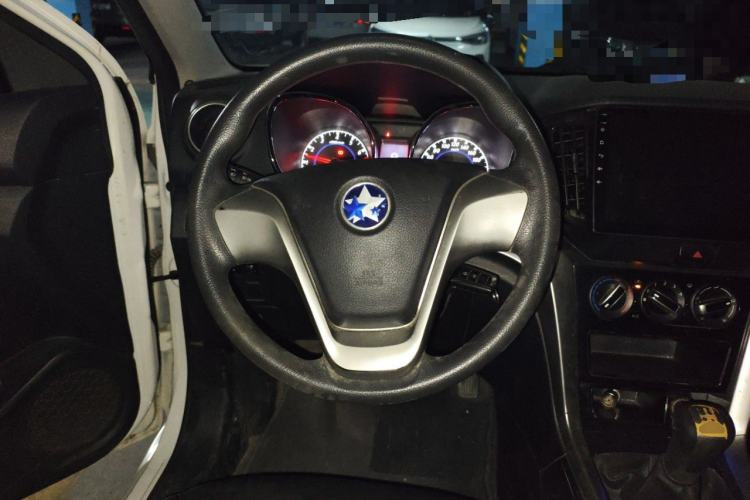 Used Venucia T70 2016 1.6L Manual Ruixing Edition Steering Wheel
