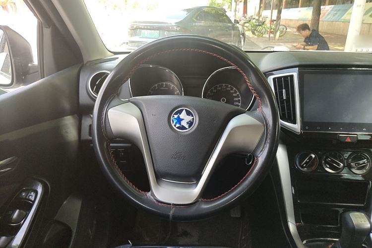 Used Venucia T70 2016 1.6L Manual Ruixing Edition Steering Wheel
