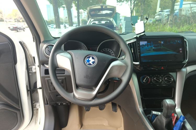 Used Venucia T70 2016 1.6L Manual Ruixing Edition Steering Wheel