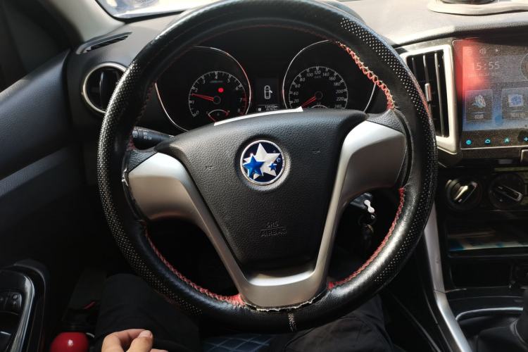 Used Venucia T70 2016 1.6L Manual Ruixing Edition Steering Wheel