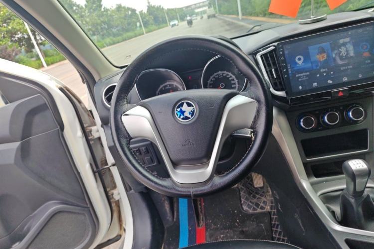 Used Venucia T70 2016 1.6L Manual Ruixing Edition Steering Wheel