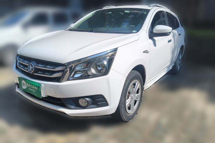 Used Venucia T70 2016 1.6L Manual Ruixing Edition Guazi used car, China used car export, Used car for sale, Used cars, Cheapest cars for sale