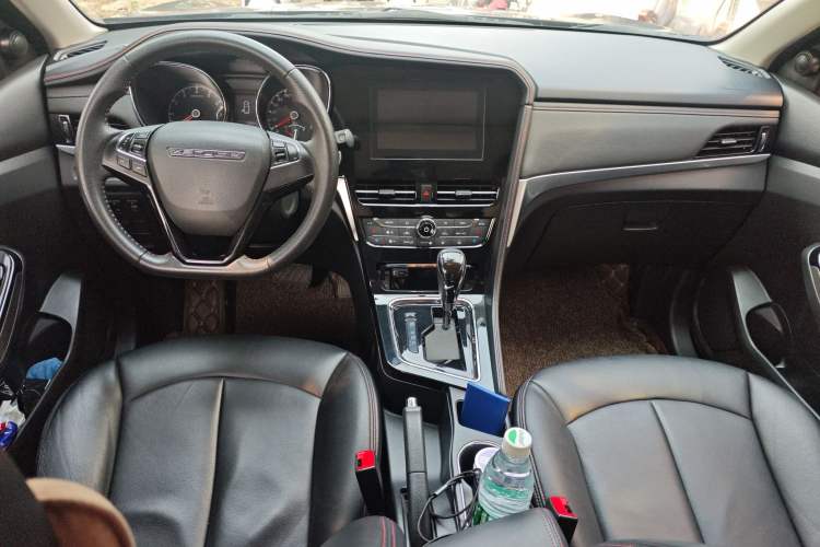 Used Venucia T70 2018 2.0L CVT Smart Enjoyment Version Center Console