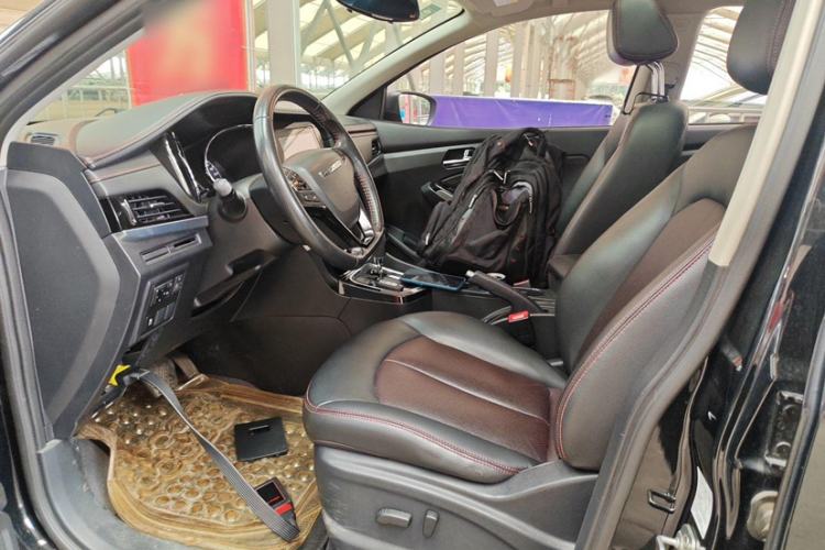 Used Venucia T70 2018 2.0L CVT Smart Enjoyment Version Interior 2