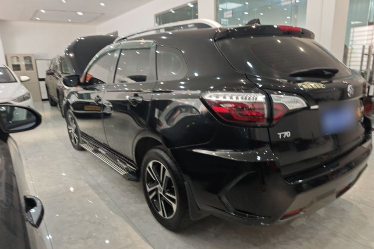 Used Venucia T70 2018 2.0L CVT Smart Enjoyment Version Left Side