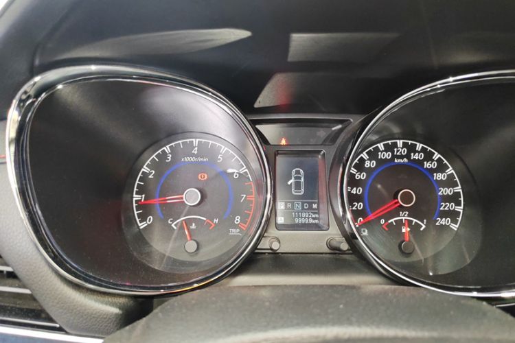 Used Venucia T70 2018 2.0L CVT Smart Enjoyment Version Odometer Close Up