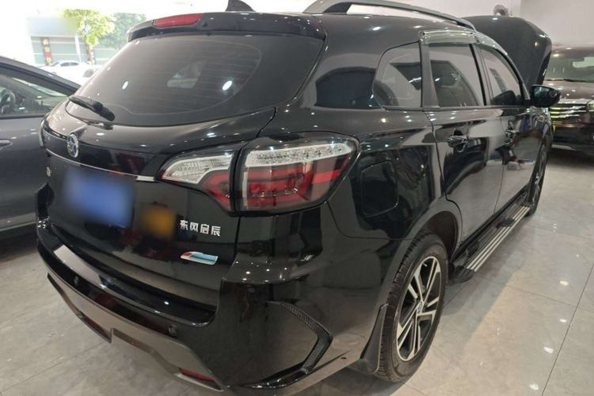 Used Venucia T70 2018 2.0L CVT Smart Enjoyment Version Rear Right 45 Deg