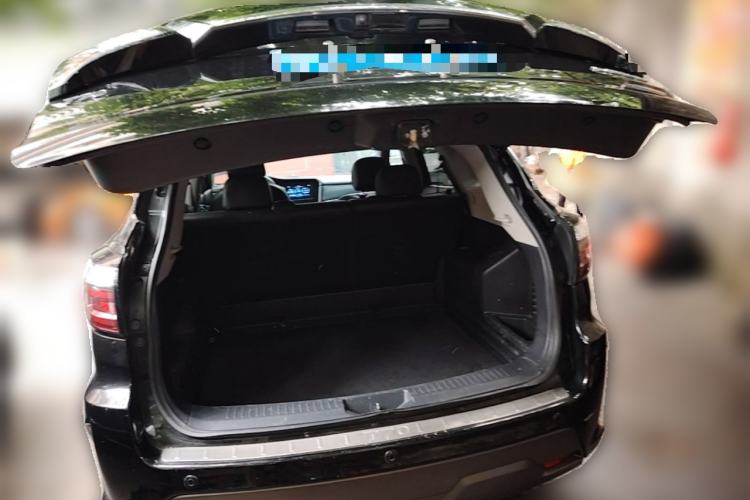 Used Venucia T70 2018 2.0L CVT Smart Enjoyment Version Trunk