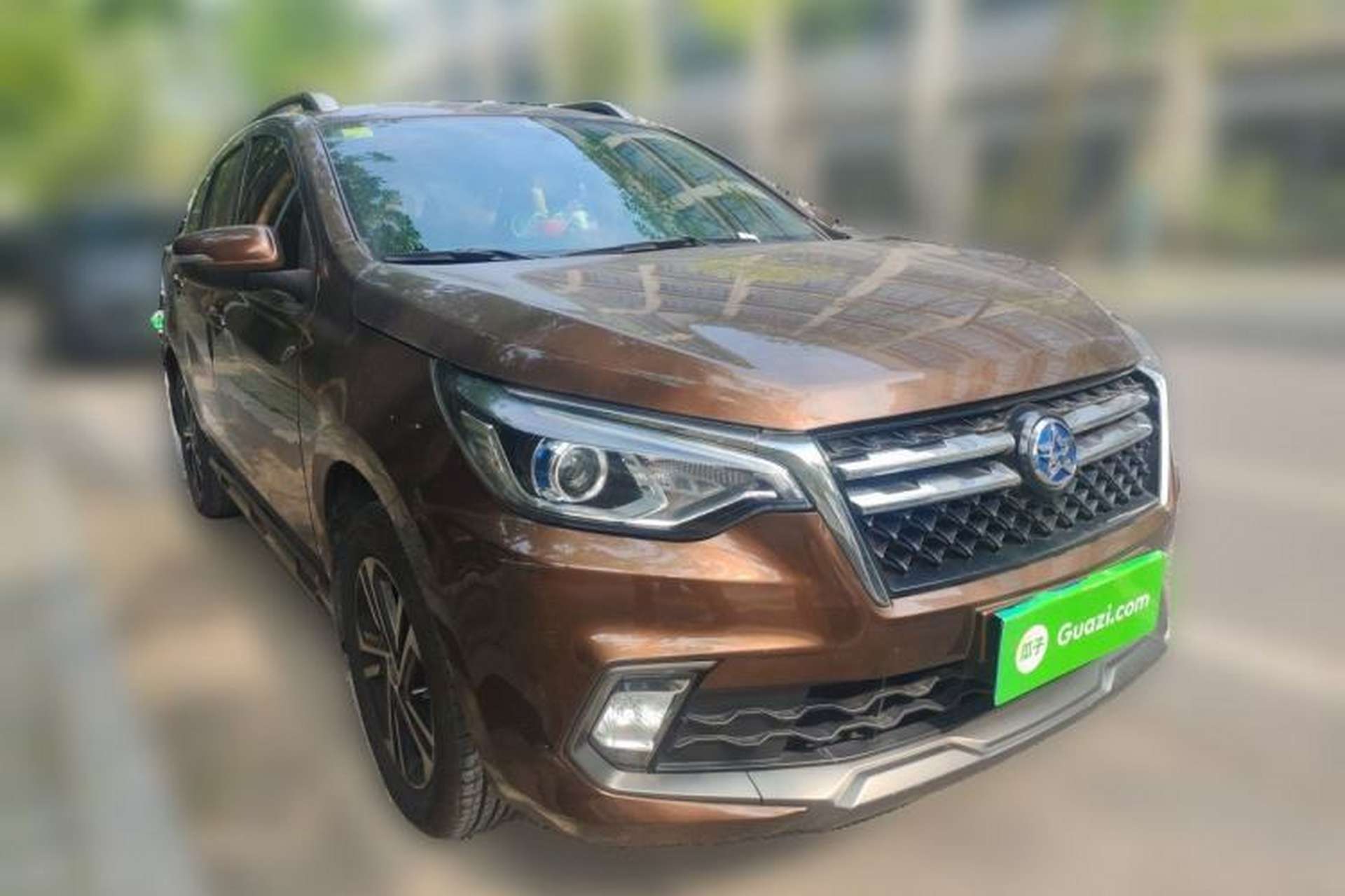 Used Venucia T70 2018 2.0L CVT Smart Edition Front Right 45 Deg