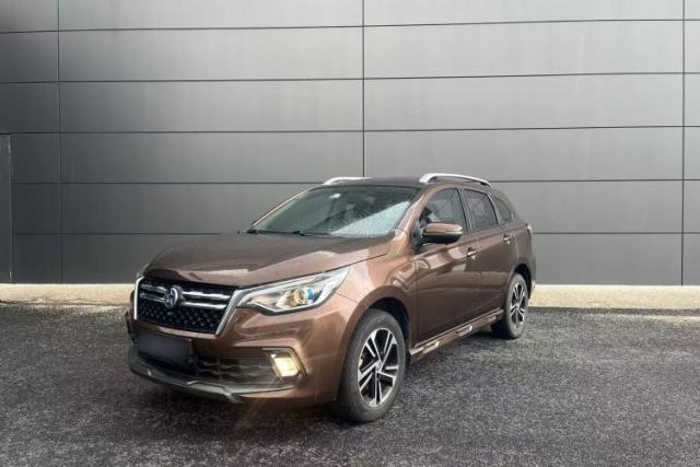 Używany Venucia T70 2018 2.0L CVT Smart Edition