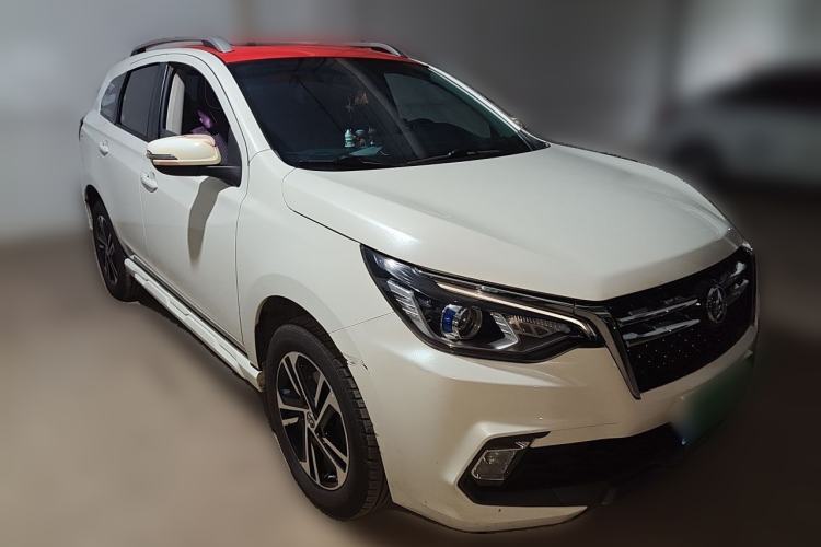 Used Venucia T70 2018 2.0L CVT Smart Enjoyment Version Front Right 45 Deg