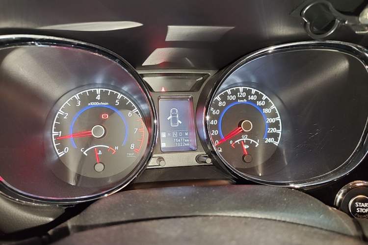 Used Venucia T70 2018 2.0L CVT Smart Enjoyment Version Odometer Close Up
