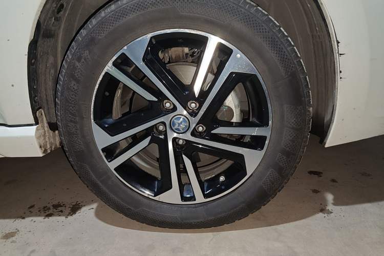 Used Venucia T70 2018 2.0L CVT Smart Enjoyment Version Right Front Wheel Hub