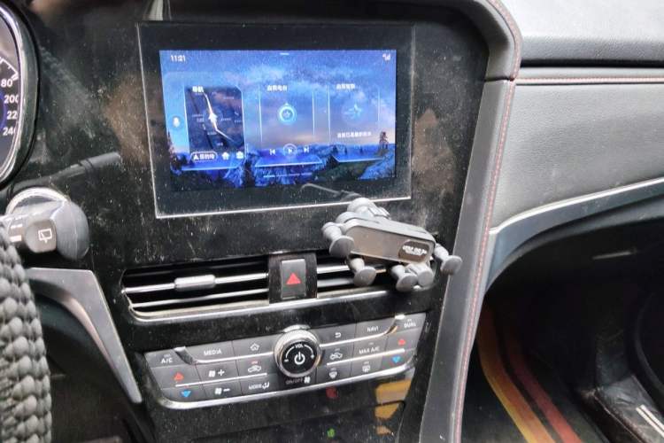 Used Venucia T70 2018 1.4T Manual Enjoyment Edition Audio And AC Panel