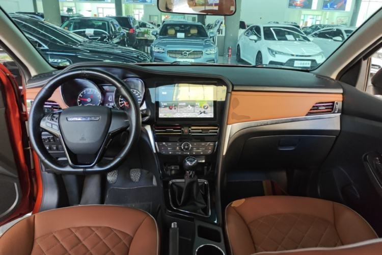 Used Venucia T70 2018 1.4T Manual RuiXiang Sport Edition Center Console