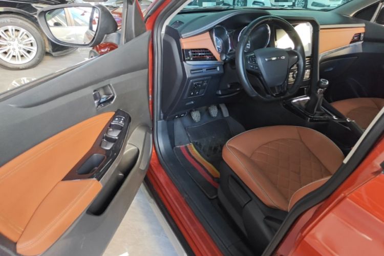Used Venucia T70 2018 1.4T Manual RuiXiang Sport Edition Driver Seat