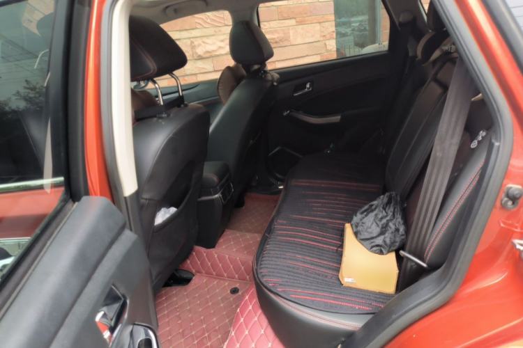 Used Venucia T70 2018 2.0L CVT Smart Enjoyment Version Left Rear Seat