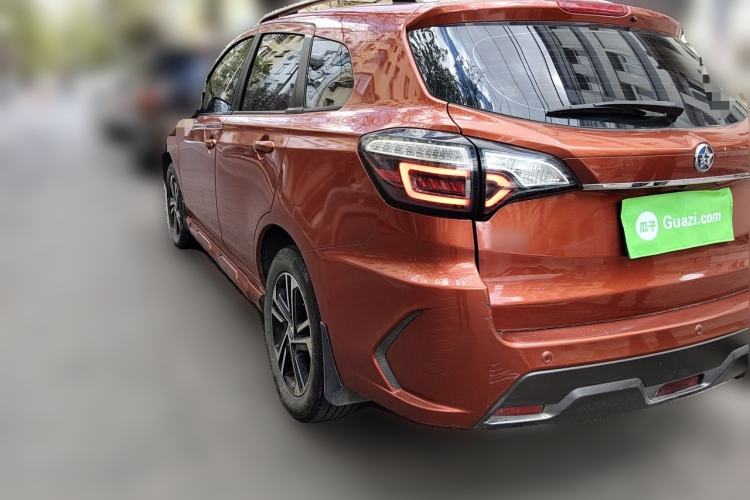 Used Venucia T70 2018 1.4T Manual Enjoyment Edition Rear Left 45 Deg