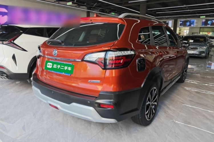 Used Venucia T70 2018 1.4T Manual RuiXiang Sport Edition Rear Right 45 Deg
