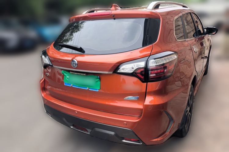 Used Venucia T70 2018 2.0L CVT Smart Enjoyment Version Rear Right 45 Deg