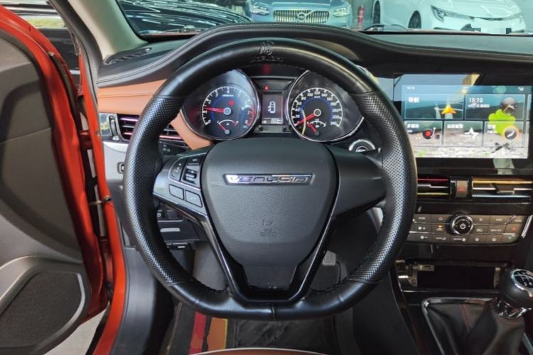 Used Venucia T70 2018 1.4T Manual RuiXiang Sport Edition Steering Wheel