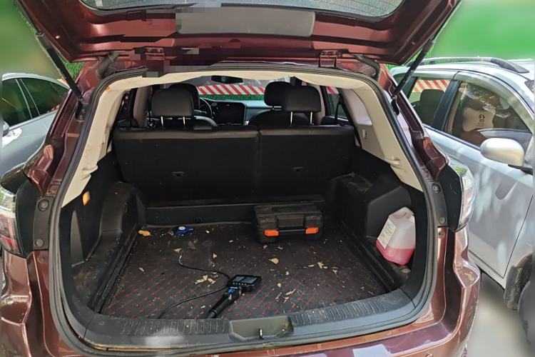 Used Venucia T70 2018 2.0L CVT Smart Enjoyment Version Trunk