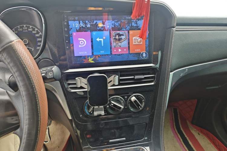 Used Venucia T70 2018 1.6L Manual Enjoyment Edition Audio And AC Panel