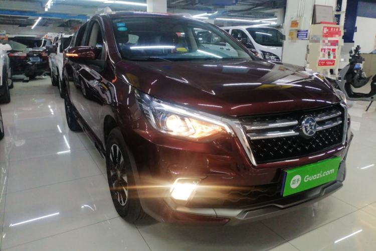 Used Venucia T70 2018 1.6L Manual Enjoyment Edition Exterior 2