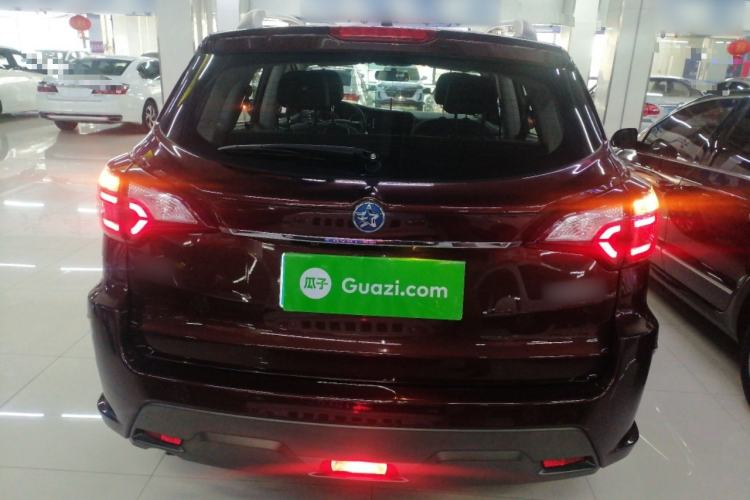 Used Venucia T70 2018 1.6L Manual Enjoyment Edition Exterior 4