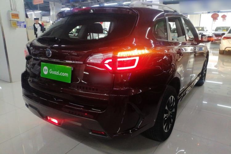 Used Venucia T70 2018 1.6L Manual Enjoyment Edition Exterior 5
