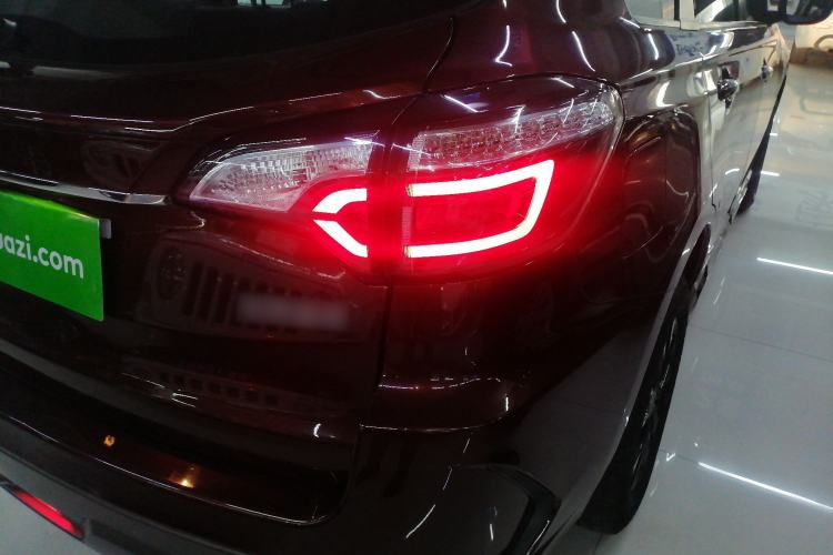 Used Venucia T70 2018 1.6L Manual Enjoyment Edition Exterior 6