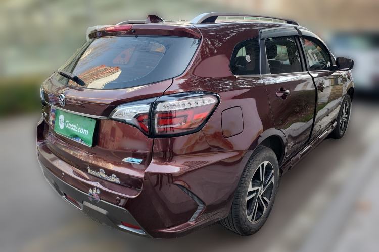 Used Venucia T70 2018 2.0L CVT Smart Enjoyment Version Rear Right 45 Deg