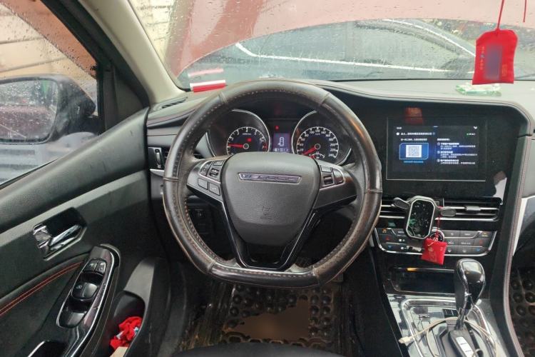 Used Venucia T70 2018 2.0L CVT Smart Enjoyment Version Steering Wheel
