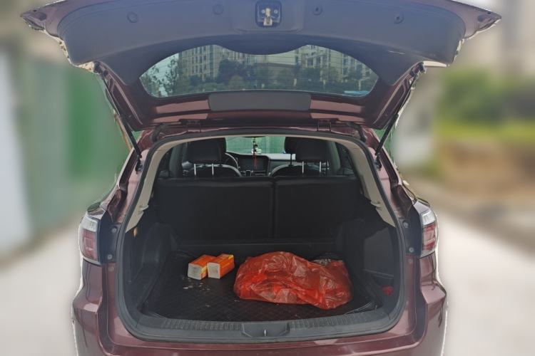 Used Venucia T70 2018 1.6L Manual Enjoyment Edition Trunk
