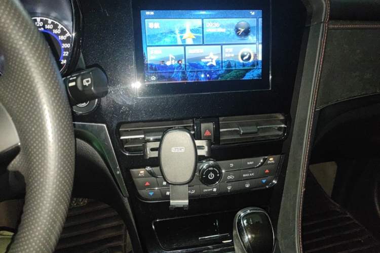 Used Venucia T70 2018 2.0L CVT Smart Enjoyment Version Audio And AC Panel