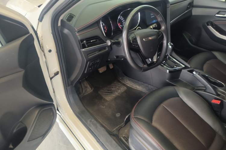 Used Venucia T70 2018 2.0L CVT Smart Enjoyment Version Driver Seat