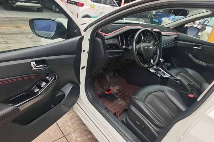 Used Venucia T70 2018 2.0L CVT Smart Enjoyment Version Driver Seat