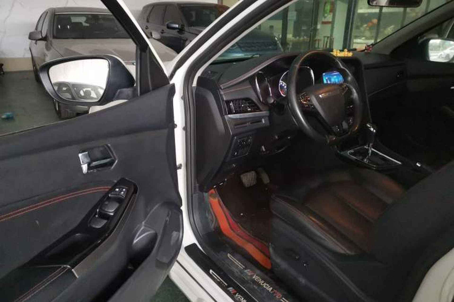 Used Venucia T70 2018 2.0L CVT Smart Enjoyment Version Driver Seat