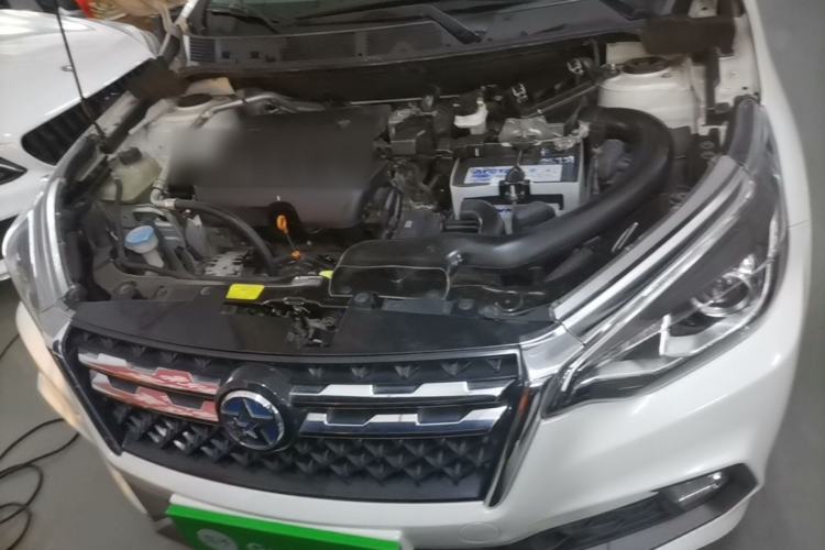 Used Venucia T70 2018 2.0L CVT Smart Enjoyment Version Engine Bay