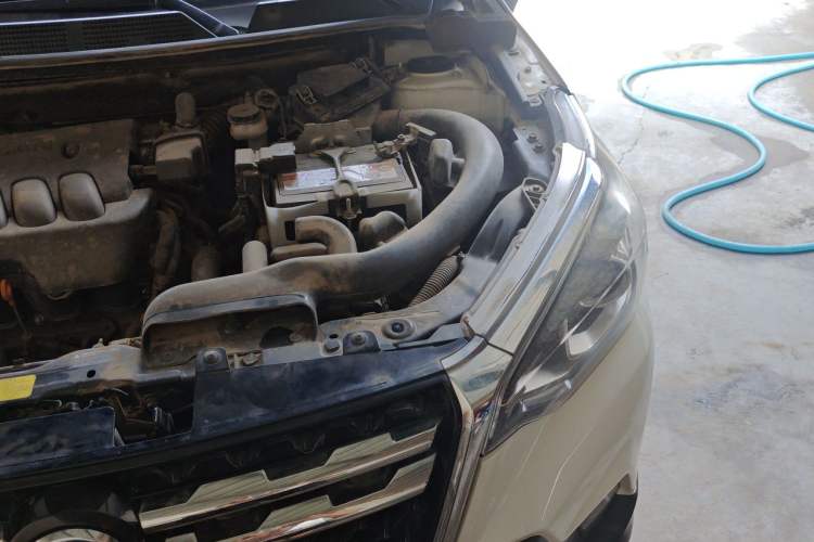 Used Venucia T70 2018 2.0L CVT Smart Enjoyment Sport Edition Engine Bay Left