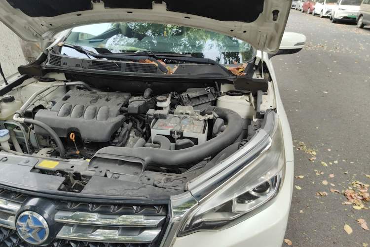 Used Venucia T70 2018 2.0L CVT Smart Enjoyment Version Engine Bay Left