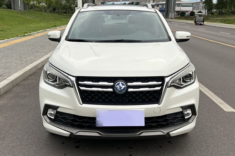Used Venucia T70 2018 1.4T Manual Enjoyment Edition Exterior 1