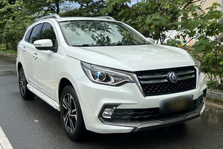 Used Venucia T70 2018 2.0L CVT Smart Enjoyment Version Exterior 1