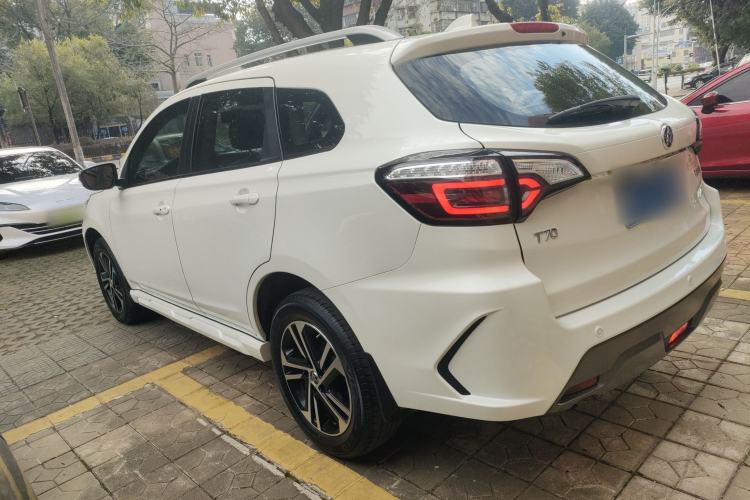 Used Venucia T70 2018 2.0L CVT Smart Enjoyment Version Exterior 3