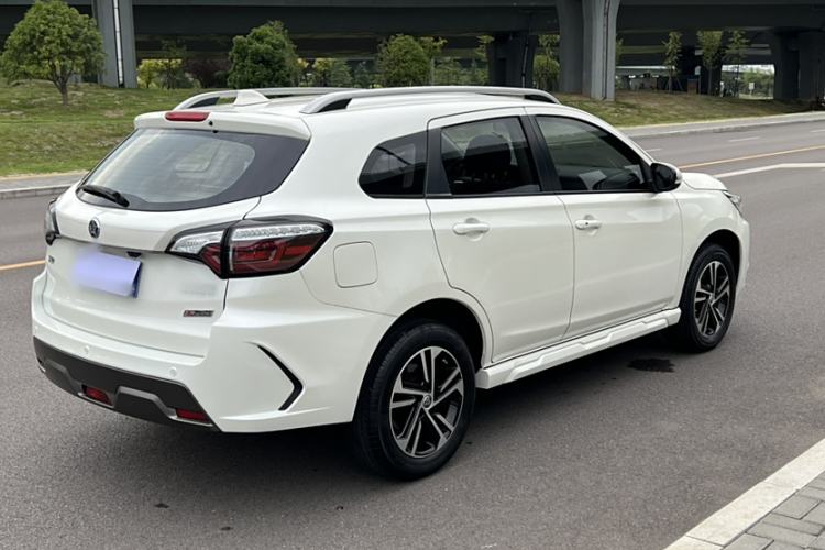 Used Venucia T70 2018 1.4T Manual Enjoyment Edition Exterior 6