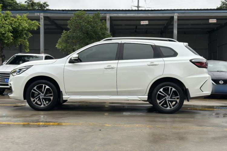 Used Venucia T70 2018 2.0L CVT Smart Enjoyment Version Exterior 7