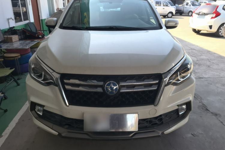 Used Venucia T70 2018 2.0L CVT Smart Edition Front