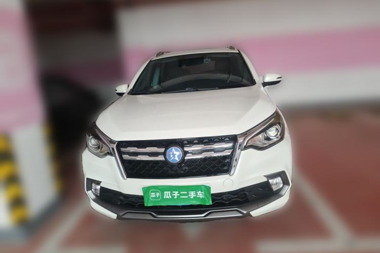 Used Venucia T70 2018 2.0L CVT Smart Enjoyment Version Front